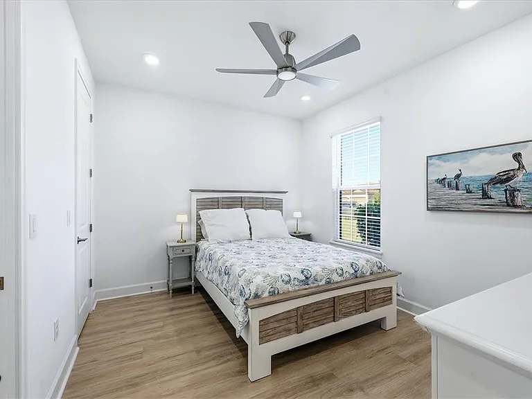 4733 Tortona Ct — Photo 33