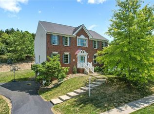5823 Longview Cir, Bridgeville, PA