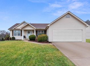 2617 Breezy Point Ln, O'Fallon, MO 63368