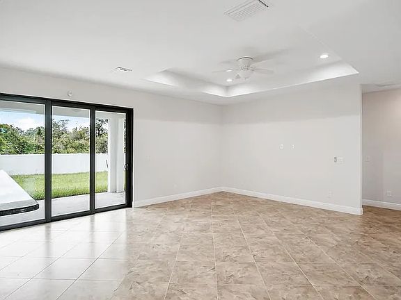 3rd image of 222 Hagan Ave