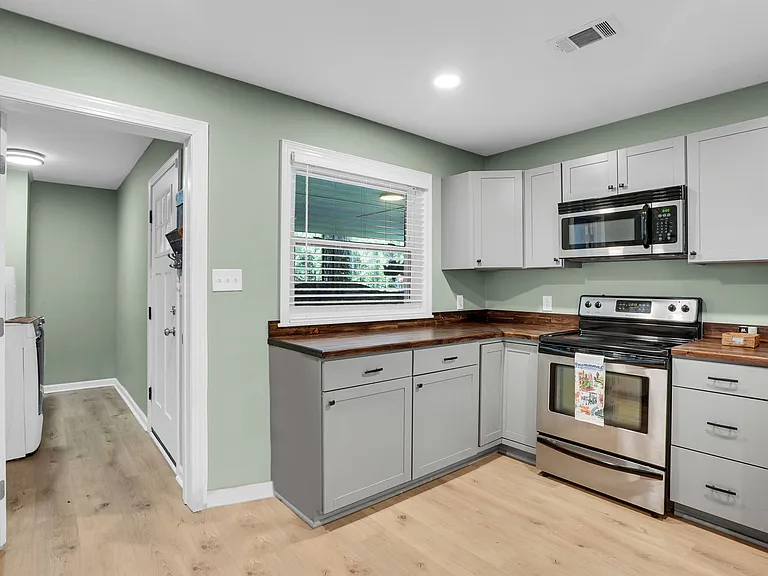 9 Hillyer Dr — Photo 19