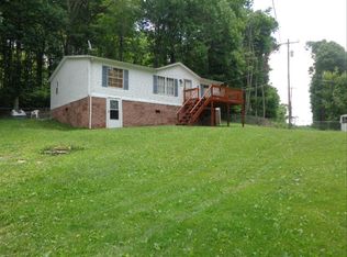 7589 Sewell Creek Rd, Danese, WV 25831