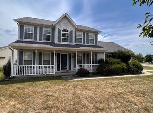 720 Cedar Mill Dr, Shiloh, IL 62221