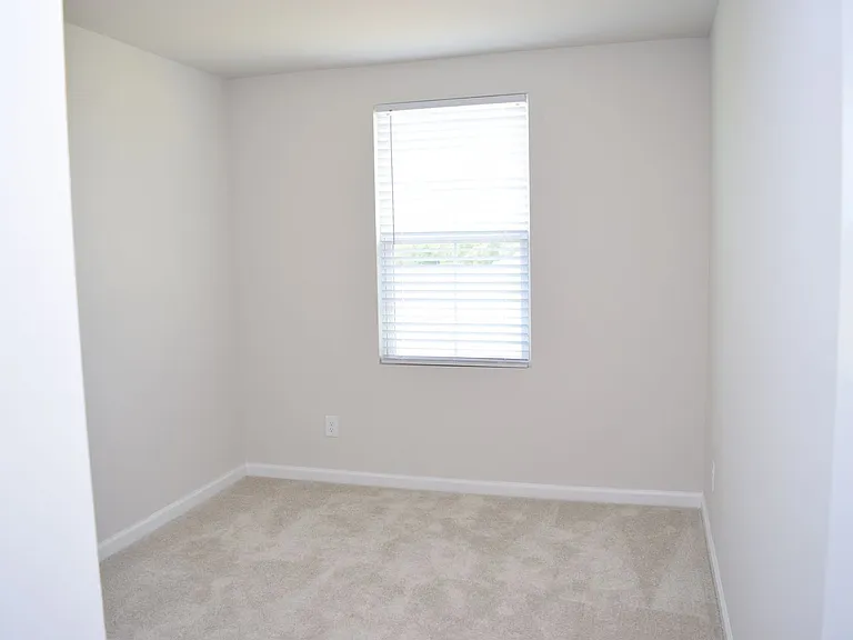 1530 39th Avenue Loop NE #5 — Photo 38