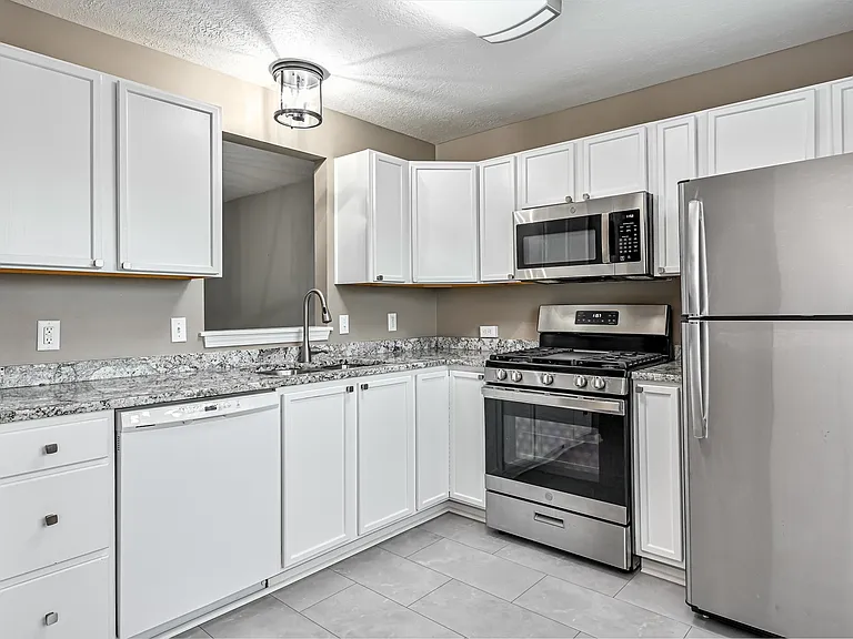 229 Hillvue Dr — Photo 7