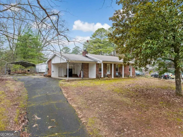 232 McWhorter St, Jasper, GA 30143