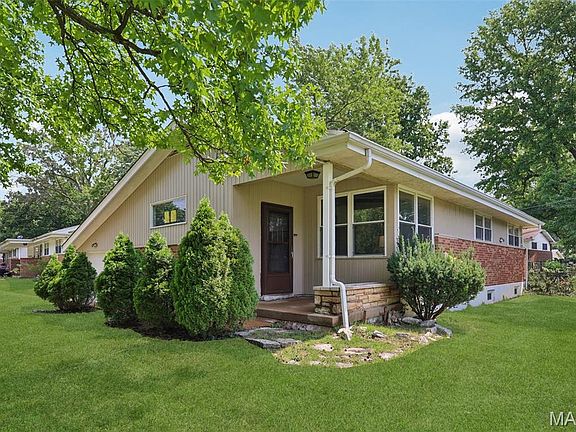 3rd image of 9922 Lanier Dr
