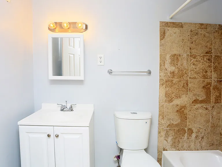 6717 Riverdale Rd — Photo 18