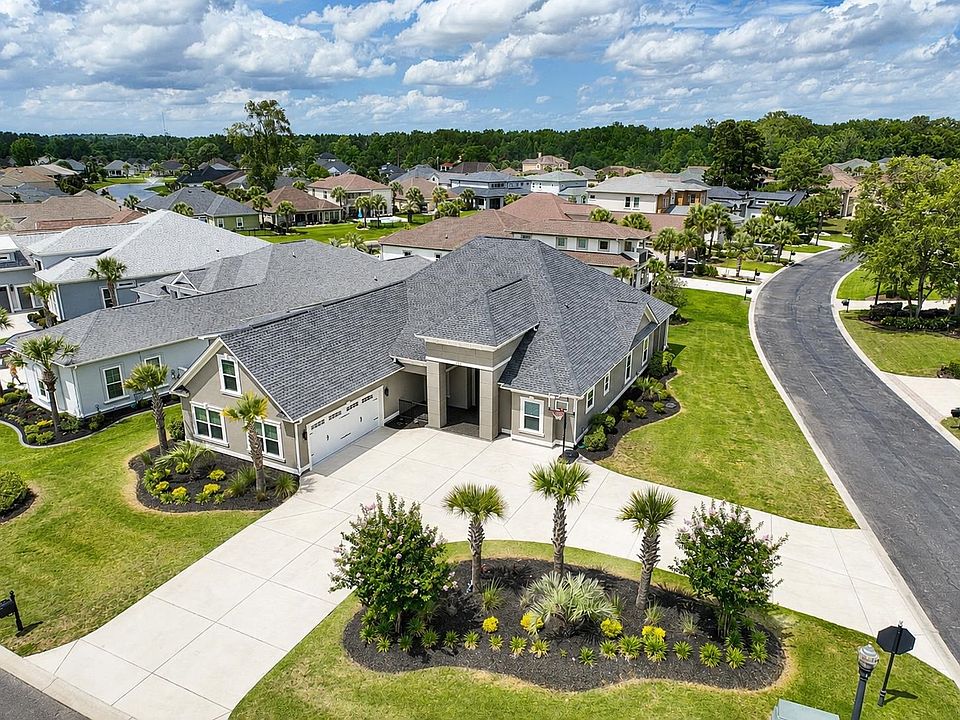 1st image of 950 Bluffview Dr.