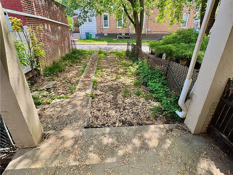 1620 1/2 W Chew St #1 — Photo 12