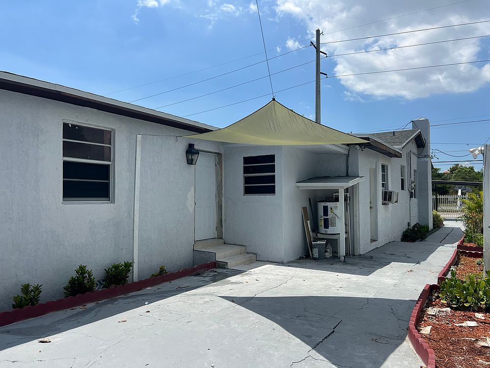 2nd image of 1421 NW 58th St #J
