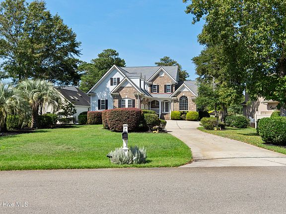 5th image of 194 Edgewater Circle