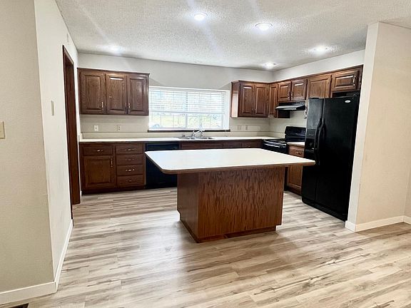 3rd image of 1368 Sherman Ave #1