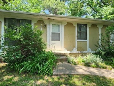 2411 Blackwell Rd, Saint Joseph, MO, 64505