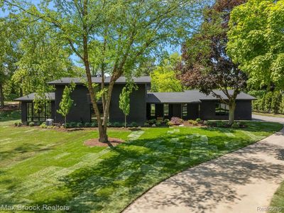 4340 Charing Cross Rd, Bloomfield Hills, MI, 48304