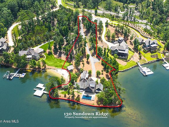 3rd image of 130 Sundown Rdg