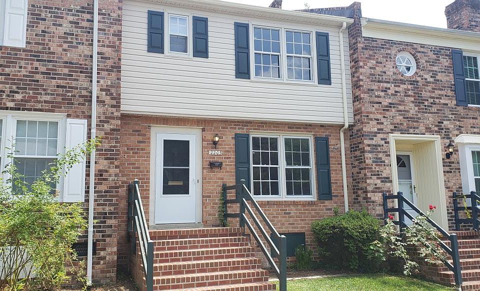 1st image of 2203 Ashcreek Dr