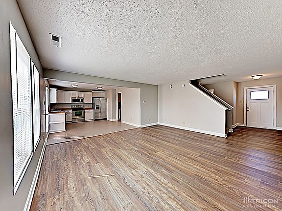 3rd image of 1933 Prairie Sky Ln