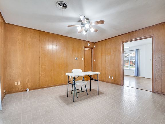 4th image of 1818 North Pl