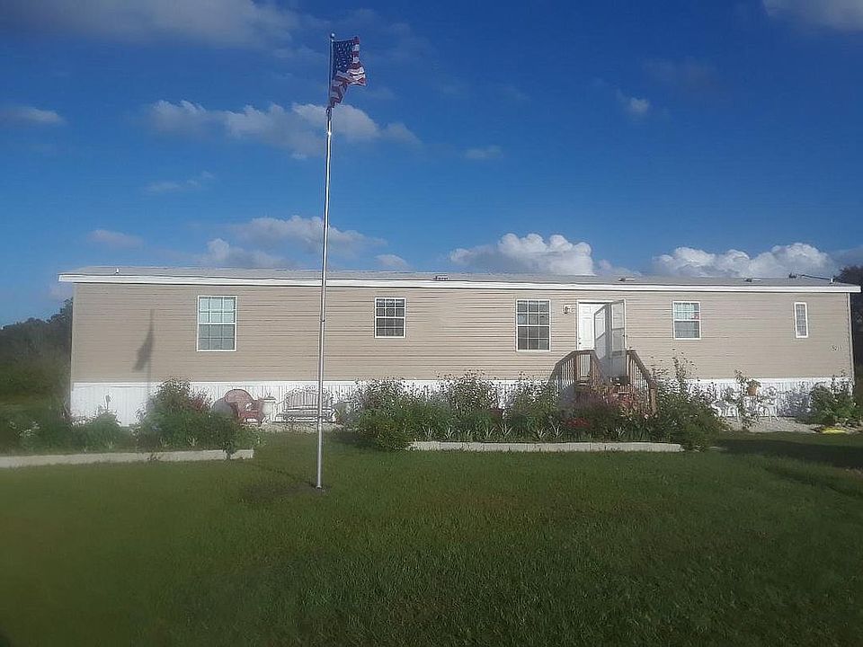2nd image of 5031 Duck Key St