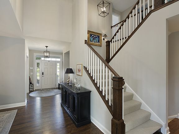 4th image of 2950 Wilson Ln