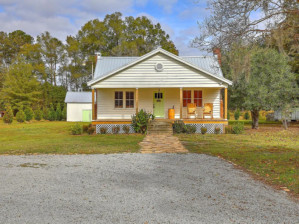 292 Greyback Rd