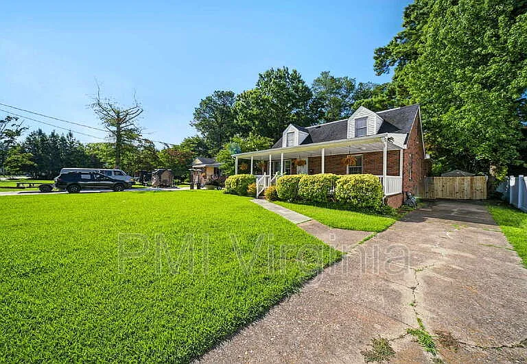 1641 E Bayview Blvd — Photo 2