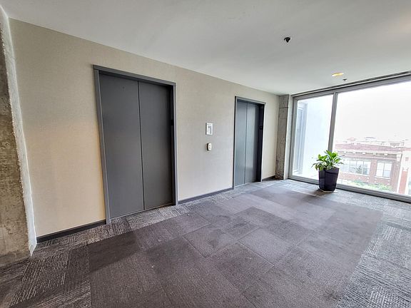 5th image of 1620 S Michigan Ave Unit 518