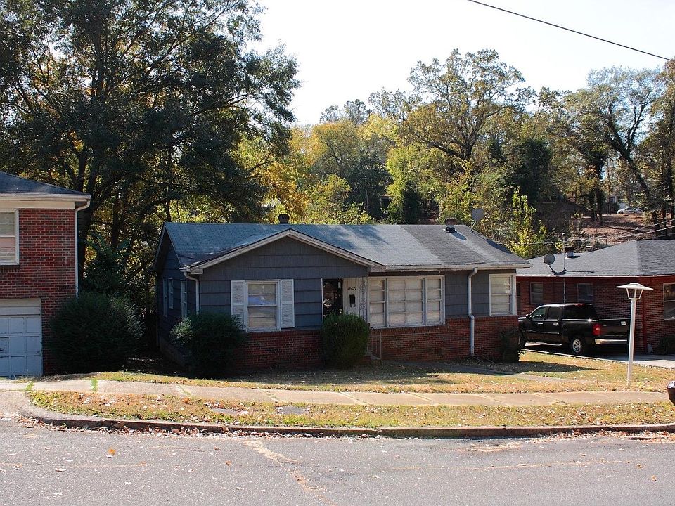 2nd image of 1609 28th St