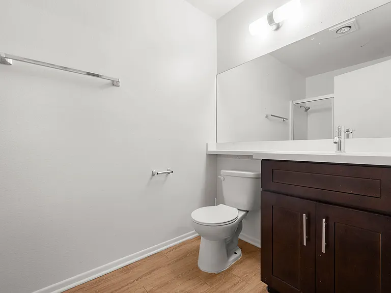 2633 Ellendale Pl — Photo 9