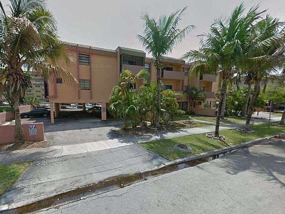 4th image of 3582 NE 171st St #2