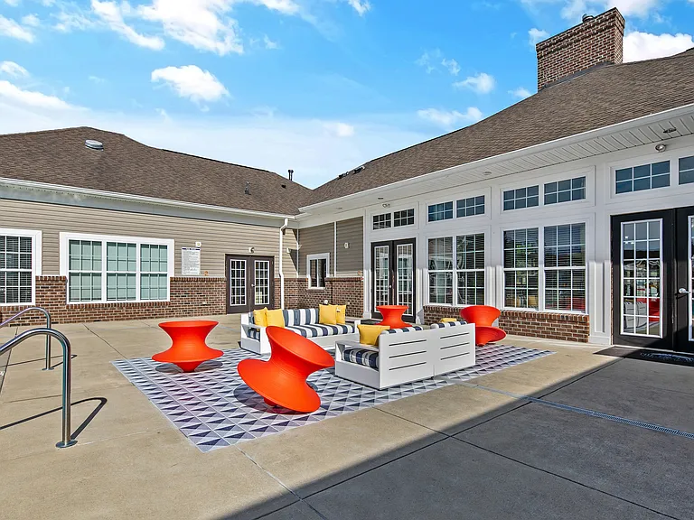 Enclave at Pamalee Square — Photo 35