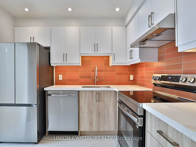 612 Gerrard St E #2 — Photo 4