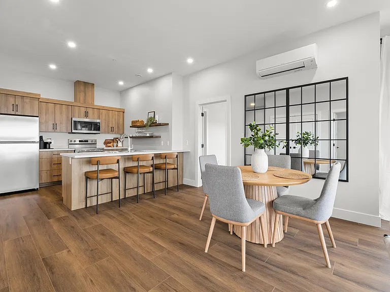25 Capital Dr #THE EMERALD — Photo 10