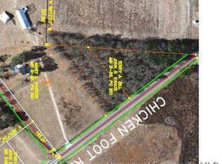 Chicken Foot Rd, Saint Pauls, NC 28384
