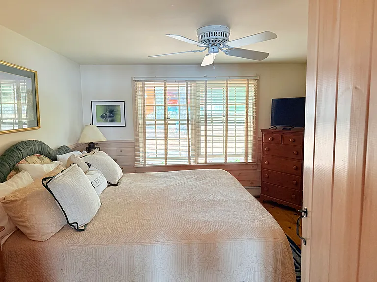 71 Betty Ln — Photo 12