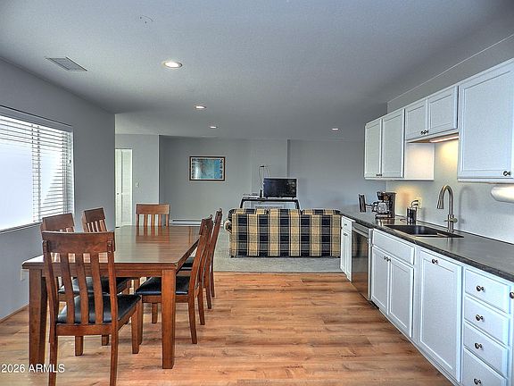 4th image of 3960 E Lake Shore Drive