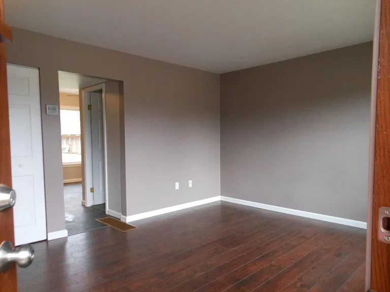 376 Wilson Dr #2 — Photo 3