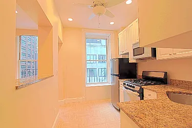 Rented by ROOM Real Estate