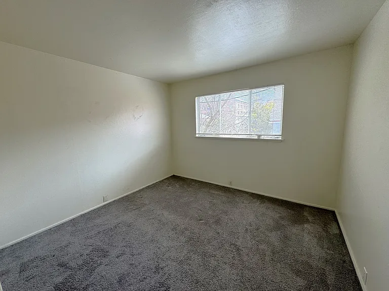 2420 Dwight Way #8 — Photo 4