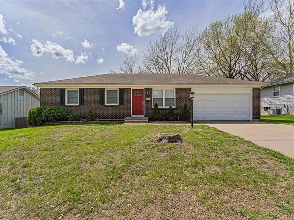 16913 E Ellison Way, Independence, MO 64055