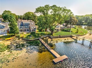 15 Opechee Dr, Barrington, RI 02806