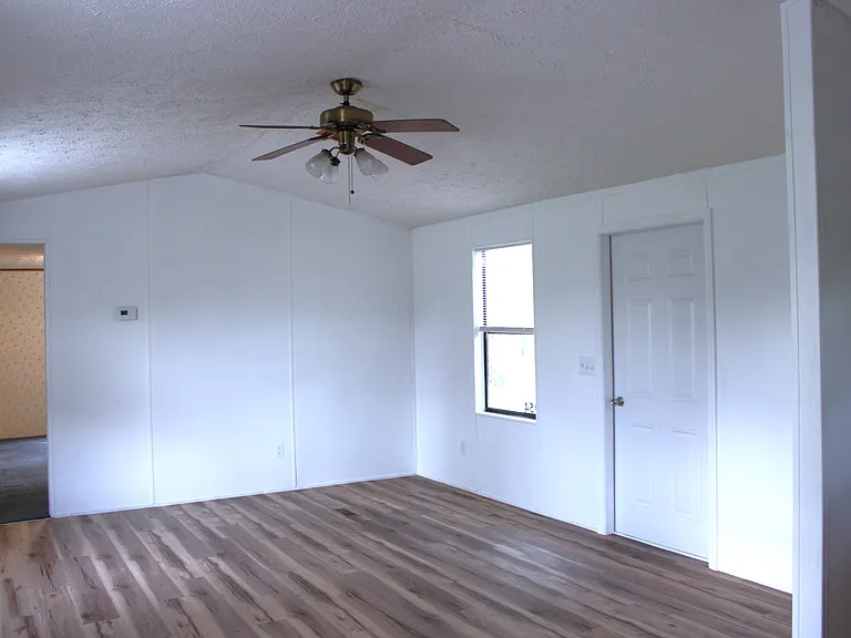 5954 Skokie Rd — Photo 9