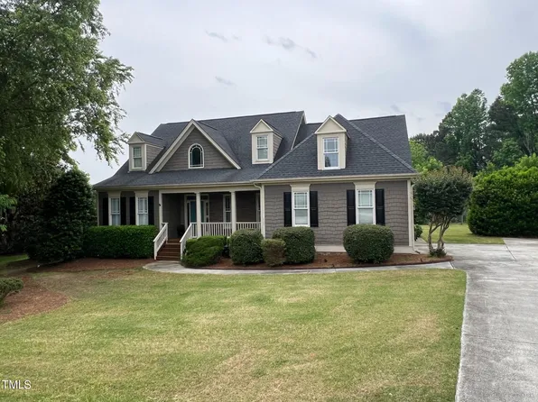 425 Barnhill Ln, Wake Forest, NC 27587