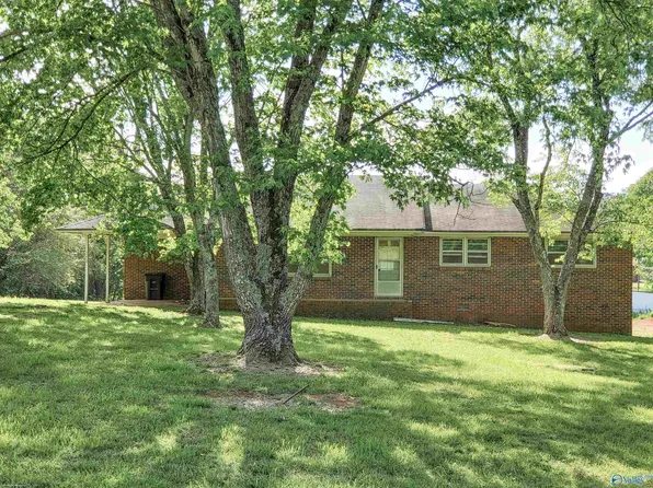 180 Bradford Ln, Huntsville, AL 35811