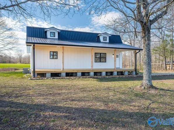 1453 County Road 354, Pisgah, AL 35765