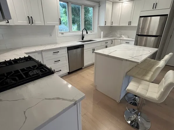 180 Dana Ave, Hyde Park, MA 02136