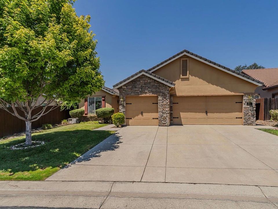 1st image of 165 Bullion Hill Dr