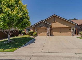 165 Bullion Hill Dr, Valley Springs, CA 95252