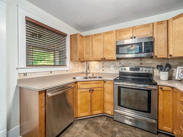 1101 W Murray Ave — Photo 14